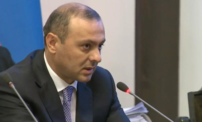 Секретарь Совбеза Армении Григорян назвал сильную зависимость от РФ ошибкой