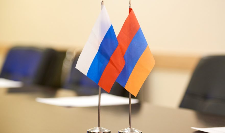Лавров: РФ может пересмотреть отношения с Арменией