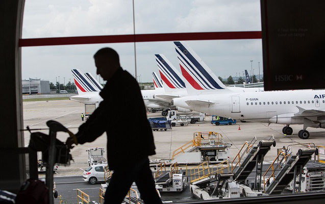 В аэропортах Франции отменят до 75% рейсов