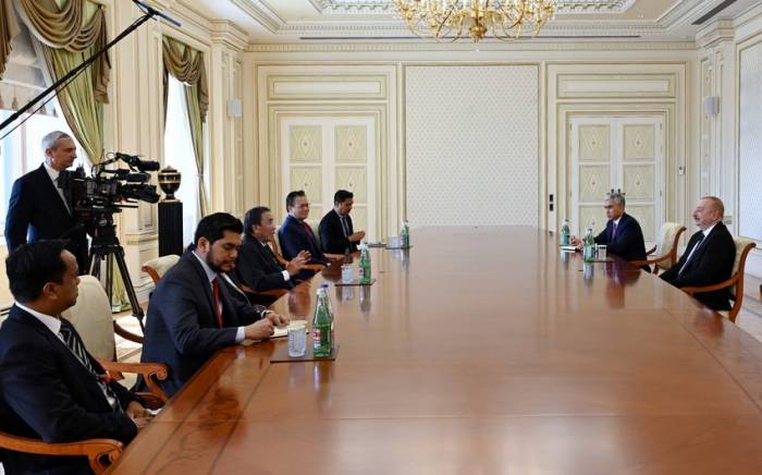 Президент Ильхам Алиев принял президента Сената Малайзии -ФОТО -ОБНОВЛЕНО

