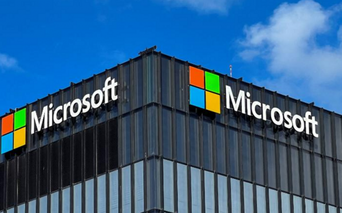 Microsoft инвестирует 1,5 млрд долларов в ИИ-компанию из ОАЭ
