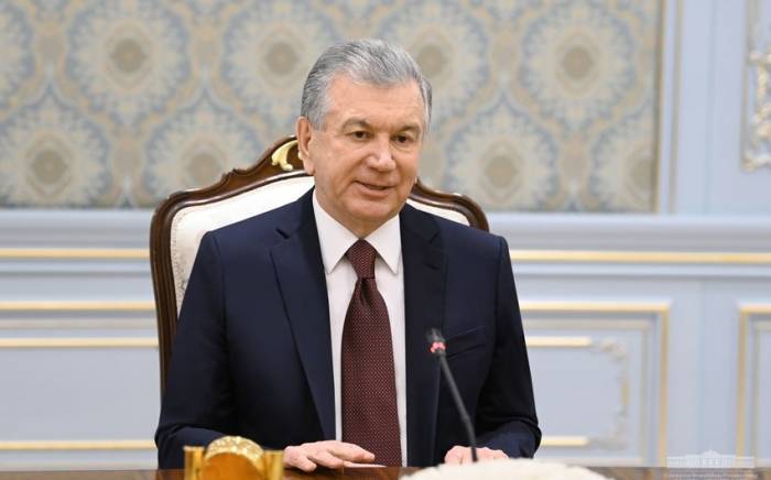 Президент Узбекистана прибыл с госвизитом в Душанбе
