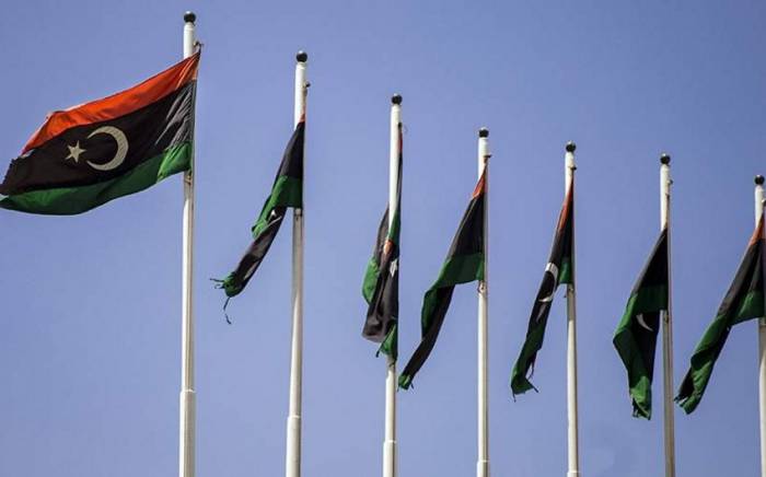 Резиденцию премьера Ливии обстреляли из гранатометов
