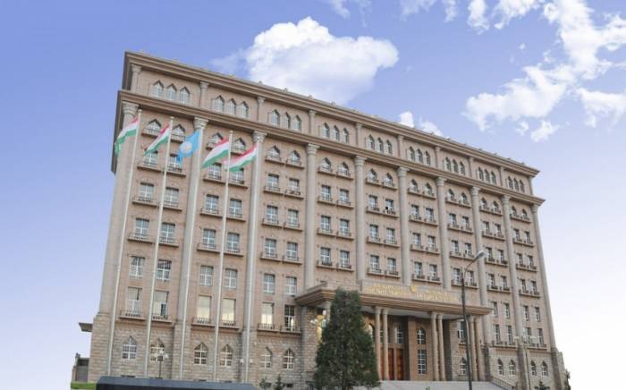 МИД Таджикистана заявил послу России протест из-за нарушения прав таджиков
