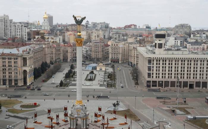 США могут отправить дополнительных военных советников в свое посольство в Киеве
