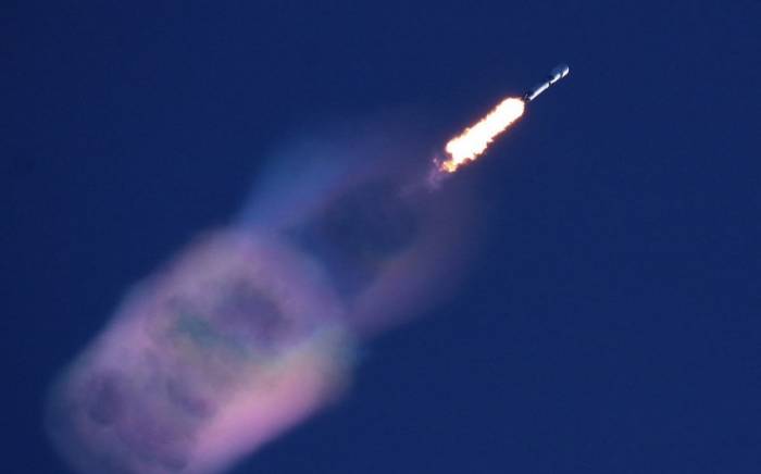 SpaceX запустила ракету Falcon 9 с европейским спутником Galileo на борту

