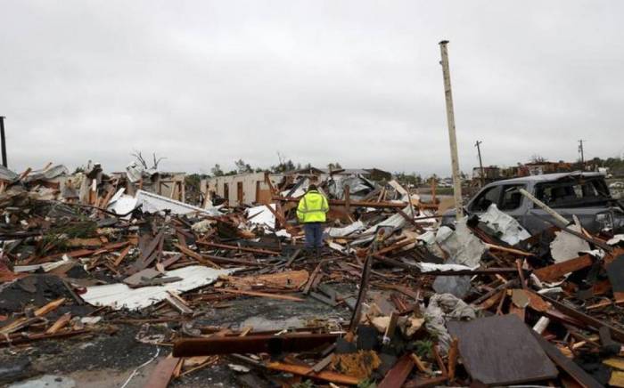 В результате торнадо в штате Оклахома погибли четыре человека
