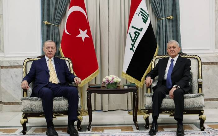 Президенты Турции и Ирака провели встречу в Багдаде
