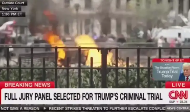 Мужчина поджег себя возле здания суда по делу Трампа в Нью-Йорке