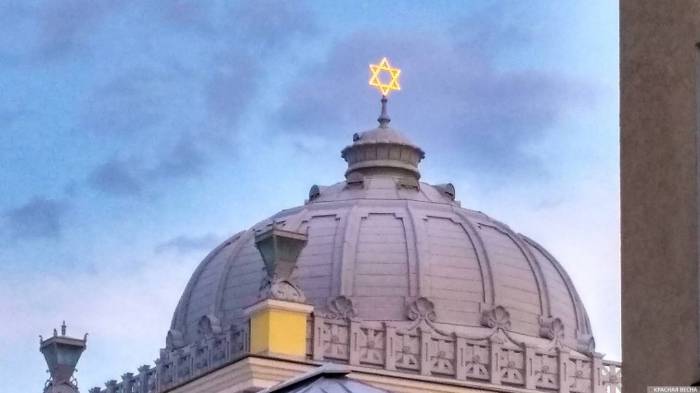 В Варшаве неизвестные пытались поджечь синагогу
