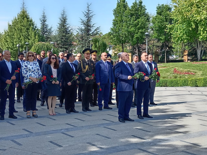 В Анкаре почтили память общенационального лидера Гейдара Алиева