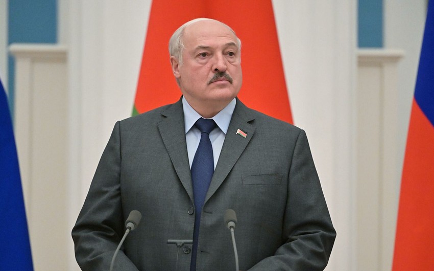 Лукашенко подарил городу Шуша белорусскую тракторную технику