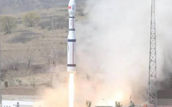 Китай успешно осуществил первый запуск экологически чистой ракеты-носителя CZ-6C
