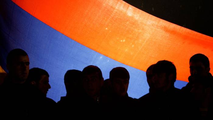 В Ереване студенты начали акцию протеста
