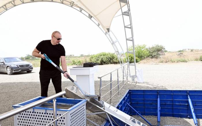 Президент Ильхам Алиев заложил фундамент села Немирли Агдамского района -ФОТО