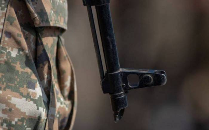 В Армении военнослужащий-контрактник совершил самоубийство
