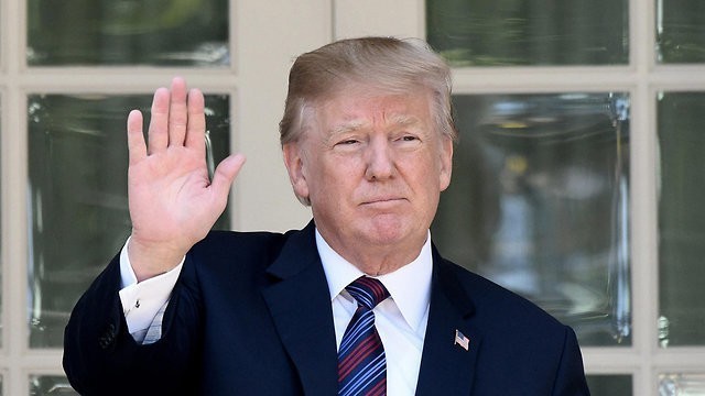 Суд над Трампом отложен на неопределенный срок
