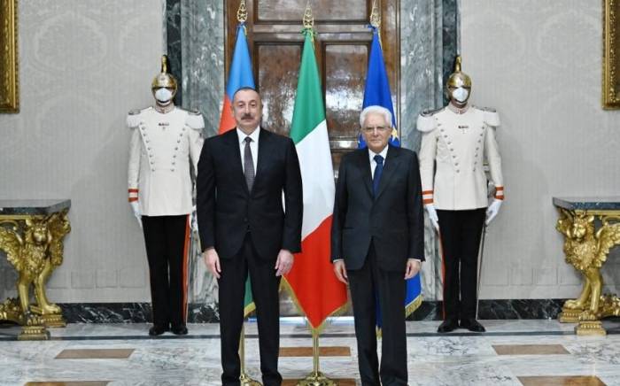 Президент Италии поздравил Ильхама Алиева
