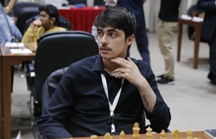 Азербайджанский шахматист сохранил свое лидерство на «Dubai Open 2024»