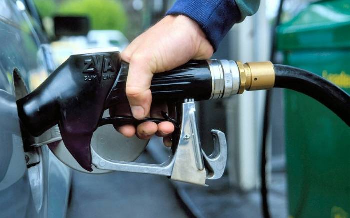 Расходы населения Азербайджана на топливо выросли более чем на 6%
