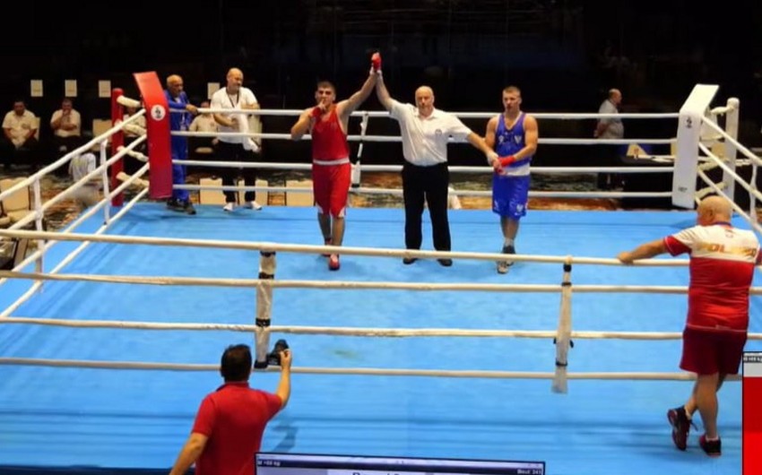 Еще два азербайджанских боксера вышли в полуфинал первенства Европы