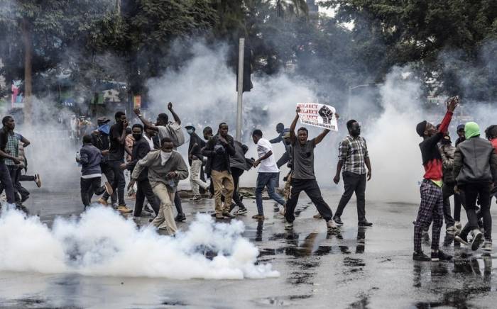 Один человек погиб, не менее 200 пострадали в ходе протестов в Кении
