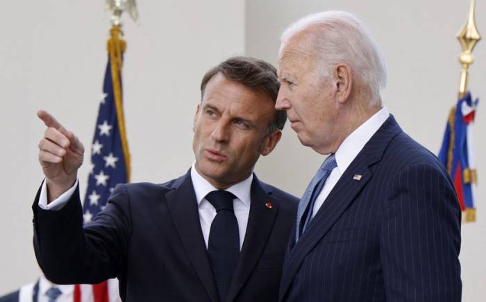 Париж и Вашингтон намерены добиваться передачи Киеву доходов от активов РФ
