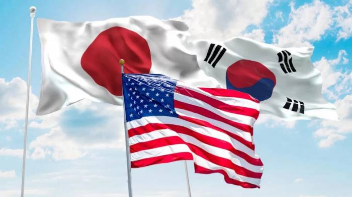 США, Южная Корея и Япония осудили Москву и Пхеньян
