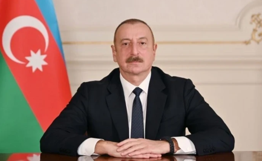Ильхам Алиев поздравил президента Словении