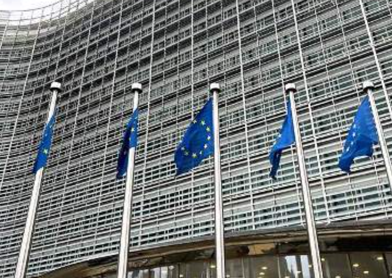 Еврокомиссия: Ни один кандидат на вступление в еврозону не отвечает критериям