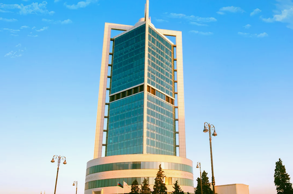 Госнефтефонд Азербайджана инвестировал $100 млн в образовательный центр в ОАЭ