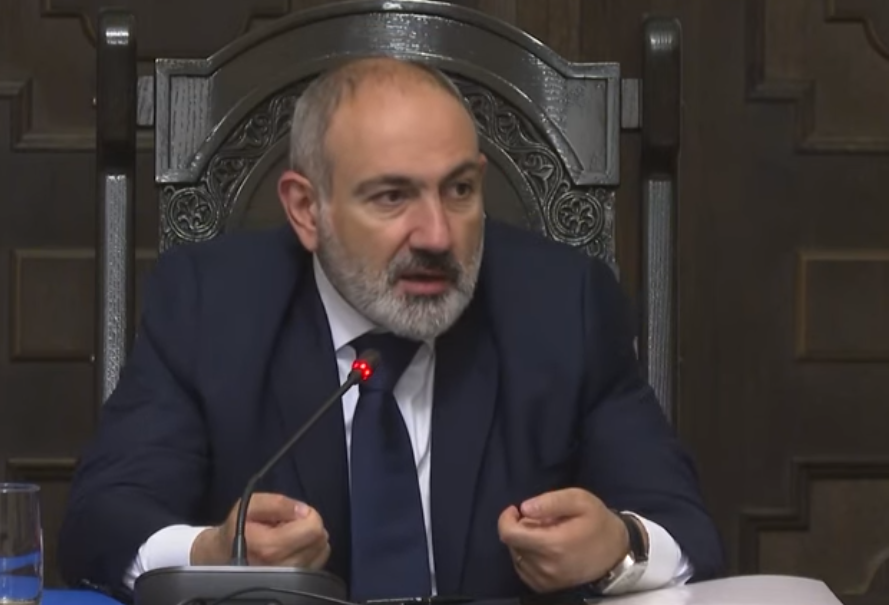 Пашинян: Мы обожествляли нашу армию и чего добились?