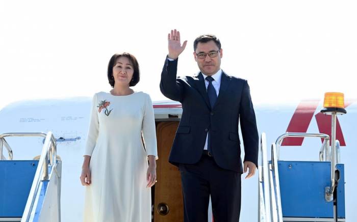 Президент Кыргызстана прибыл в Ташкент
