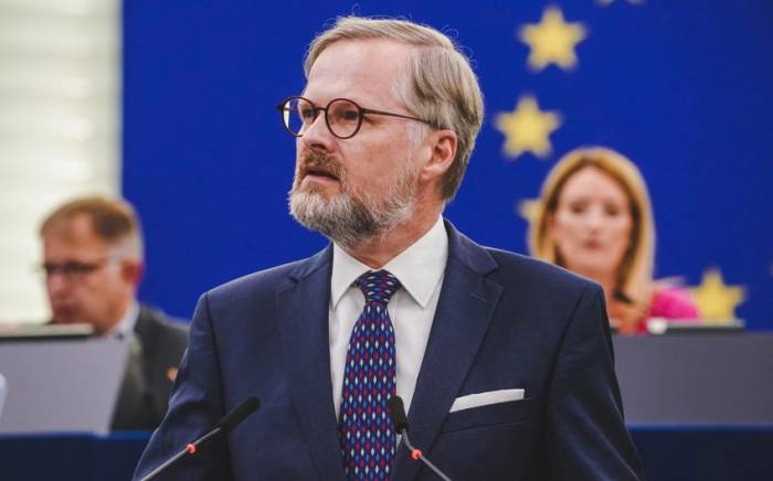Премьер Чехии: К концу года будет поставлено 500 тыс. снарядов
