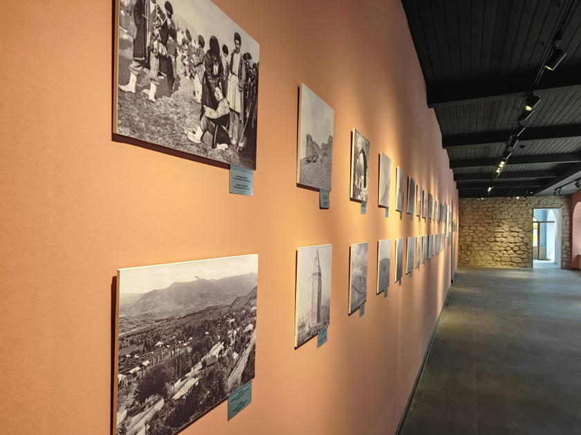 В Шуше открылась выставка «Карабах в исторических фотографиях»