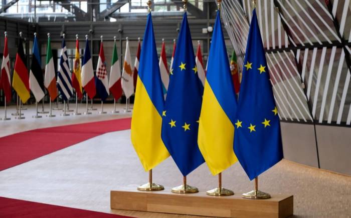 Украина подписала соглашение с ЕС о безвозвратной помощи на 5,27 млрд евро
