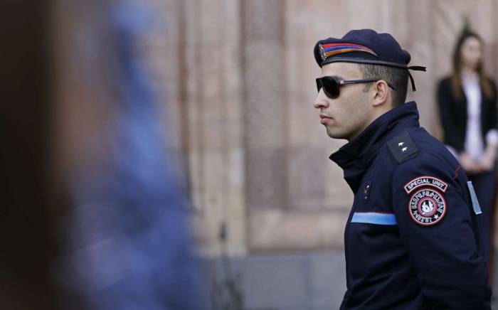 В Армении произошла массовая драка с применением огнестрельного оружия, есть раненые
