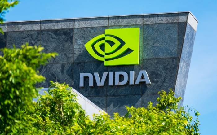 Американская Nvidia поставит в КНР в 2024 году чипы на 12 млрд долларов
