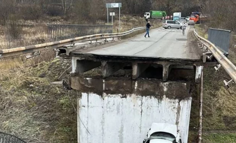 Из-за ливней обрушился мост на дороге Губа-Хыналыг, прервана связь с 6 селами