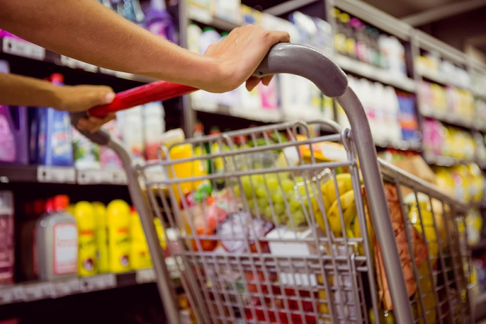 Инфляция замедляется, но продукты не дешевеют | АНАЛИЗ