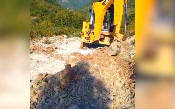 В Исмаиллы устранены последствия паводков на некоторых дорогах
