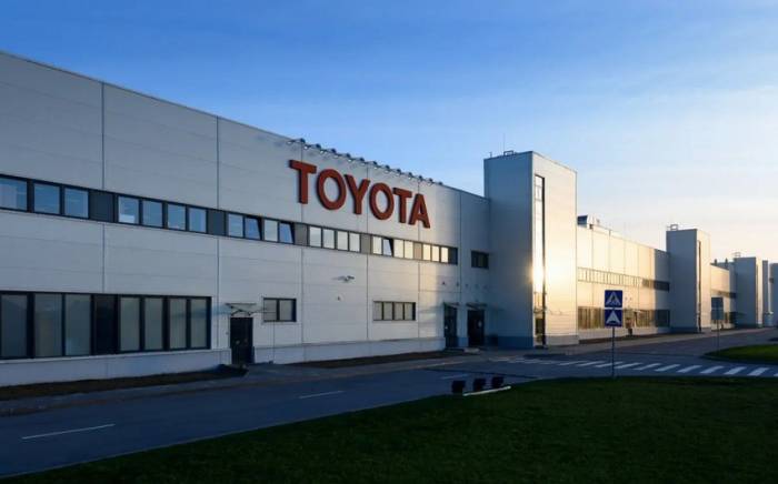 Toyota приостановит работу всех своих заводов в Японии из-за тайфуна
