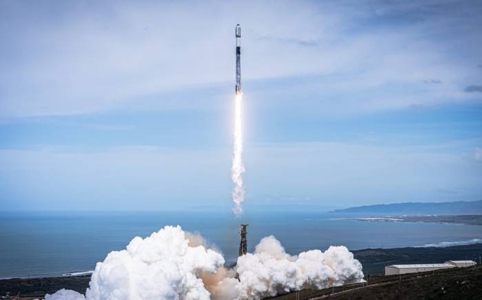 Ракета компании SpaceX вывела на орбиту военные спутники Норвегии
