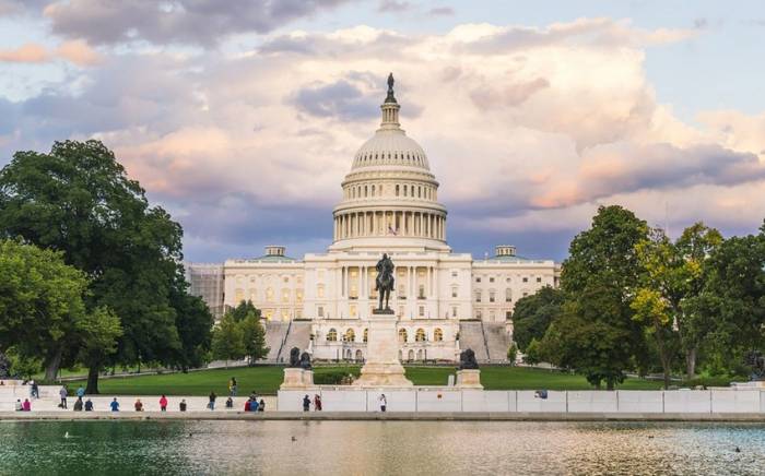 СМИ: США готовят санкции против 15 венесуэльских чиновников
