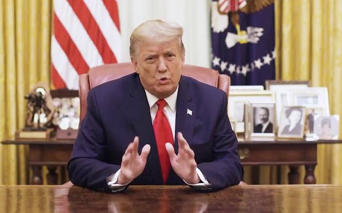 Трамп пригрозил ЕС пошлинами, если он не восполнит дефицит за счет закупок нефти из США
