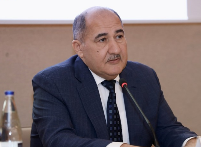 В Азербайджане обращения по изменению категорий земель будут приниматься в электронном формате