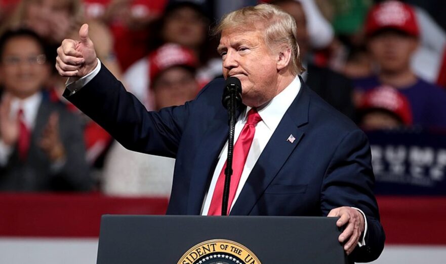 Американский телеканал ABC News заплатит Трампу за клевету