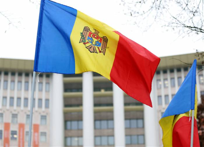 Молдова отложила аккредитацию посла РФ
