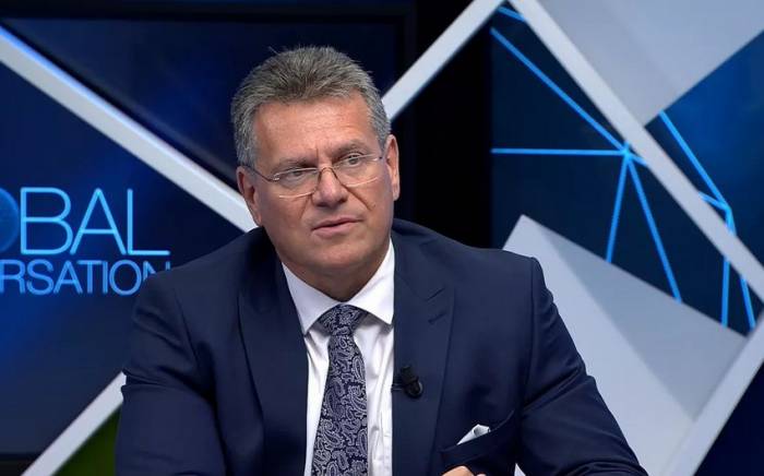 Шевчович: ЕС готов обсудить с Трампом "Великую сделку"
