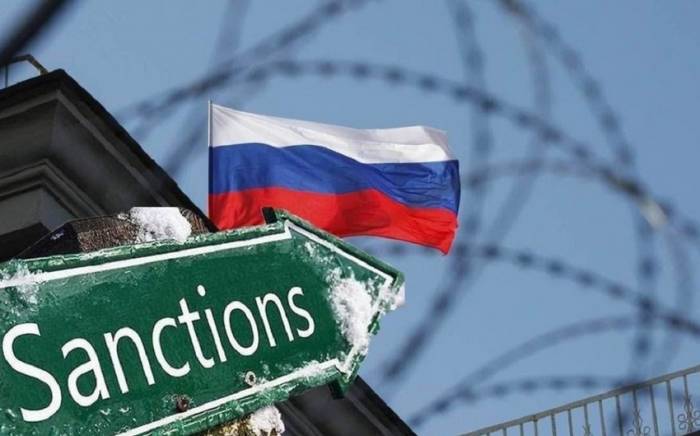 СМИ: В новый пакет санкций ЕС в отношении РФ войдут 13 банков
